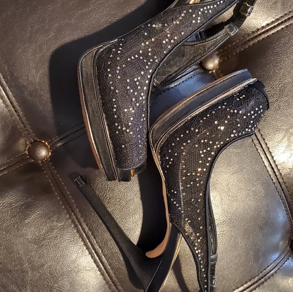 BCBGMaxAzria black sling back heels Pippa Size 7 - Picture 3 of 15